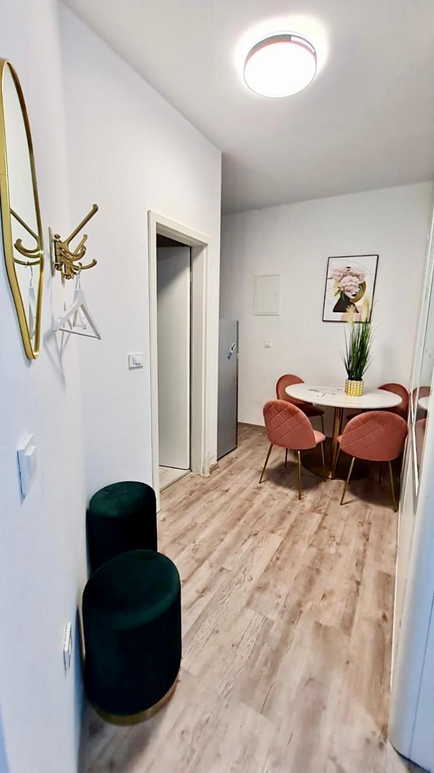 Ljubljana Central Lux Apartment With Free Parking Liubliana Exterior foto